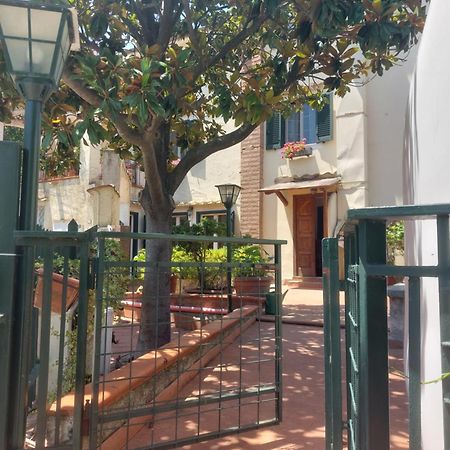 La Magnolia Locazione Breve Appartement Cava deʼ Tirreni Buitenkant foto